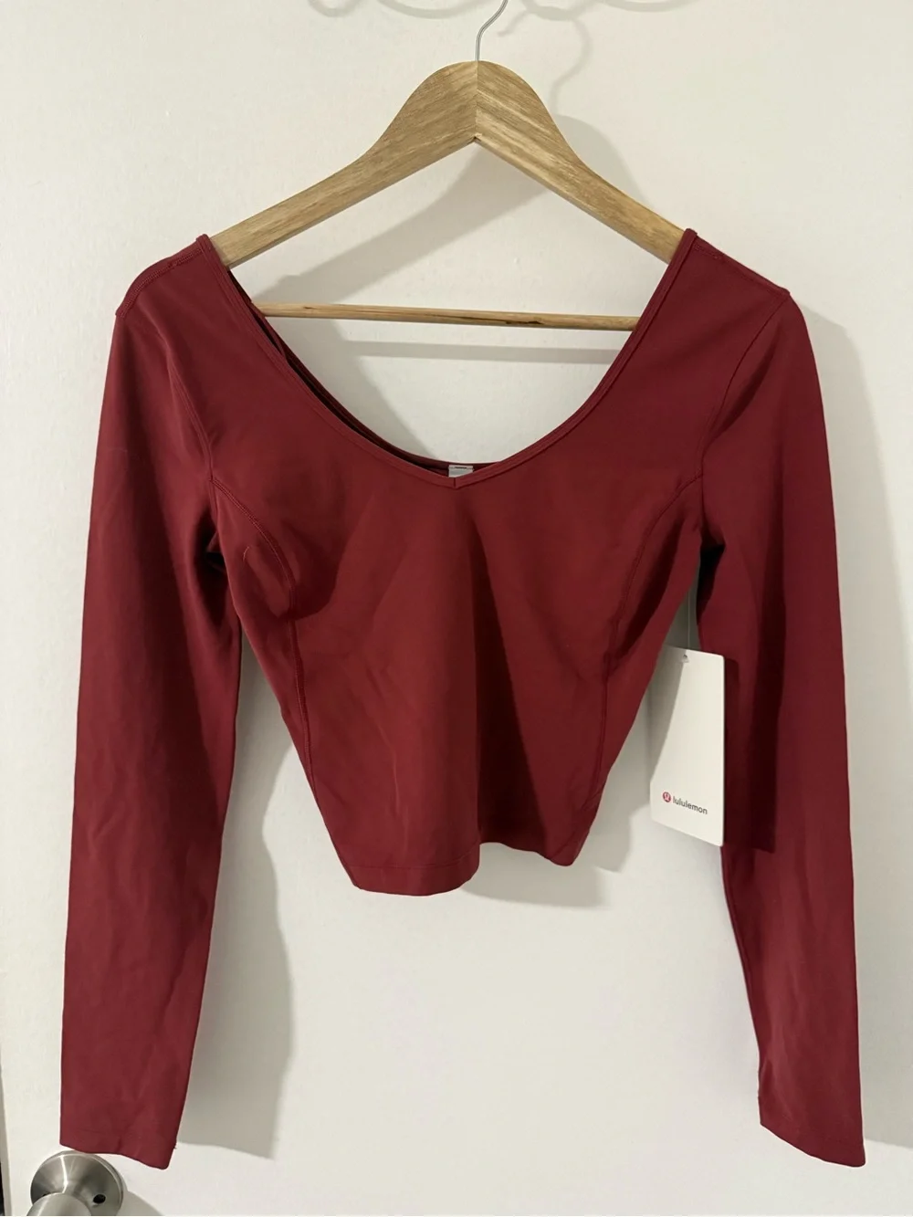 New lululemon V-Neck Crop Top
